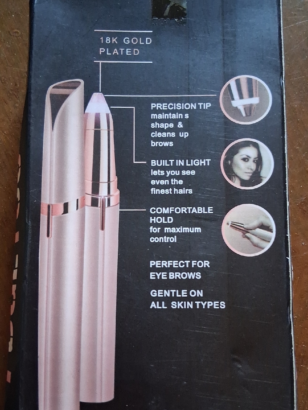 Elliptical Facial Hair Trimmer - Picture 4 of 11